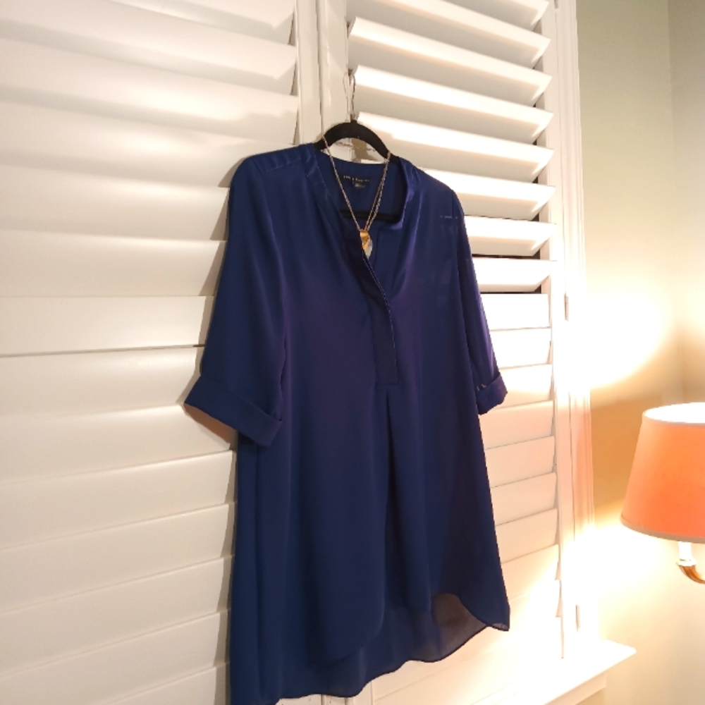 Zan and Rachel Tunics Size S, sleeves cane be rolled and secured with a button.